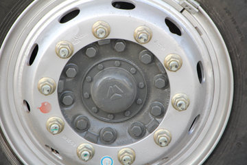 �������� HOWO TX�ؿ� 8X4 6.2�׻���ʽ���綯��ж��(ZZ3317V446GZ1SBEV35)ͼƬ