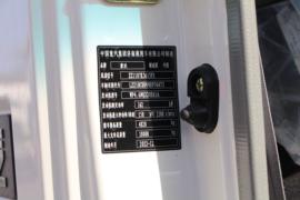 重汽豪沃轻卡底盘&nbsp;混凝土搅拌车驾驶室                                               图片