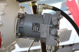 重汽豪沃轻卡底盘&nbsp;混凝土搅拌车上装                                                图片