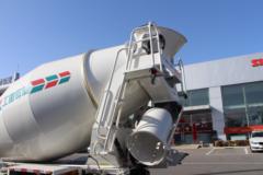 中国重汽HOWO 追梦 220马力 4X2 3.99方混凝土搅拌车(青专牌)(QDZ5180GJBZHL3W36F1) 中国重汽HOWO 追梦 220马力 4X2 3.99方混凝土搅拌车(青专牌)(QDZ5180GJBZHL3W36F1)