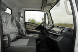 华神HV3E&nbsp;电动载货车内饰图片