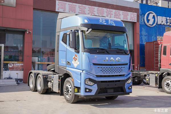 江淮 超越Q7重卡 标载版 510马力 6X4 牵引车(国六)