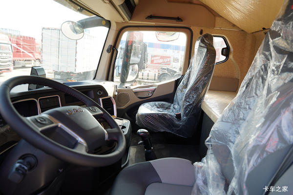 ��ԽQ7ǣ�����人�л��ȴ����� �����ߴ�1��