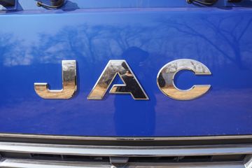 ���� ����˹V8 180���� 5.8���Ű������ػ���(����)(HFC1128P31K2D7S)ͼƬ