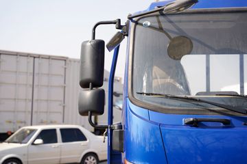 ���� ����˹V8 180���� 5.8���Ű������ػ���(����)(HFC1128P31K2D7S)ͼƬ