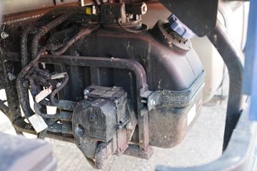 ���� ����˹V8 180���� 5.8���Ű������ػ���(����)(HFC1128P31K2D7S)ͼƬ