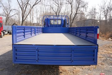 ���� ����˹V8 180���� 5.8���Ű������ػ���(����)(HFC1128P31K2D7S)ͼƬ