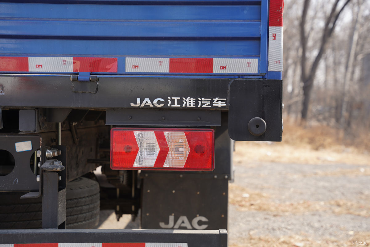 ���� ����˹V8 180���� 5.8���Ű������ػ���(����)(HFC1128P31K2D7S)��װ                                                