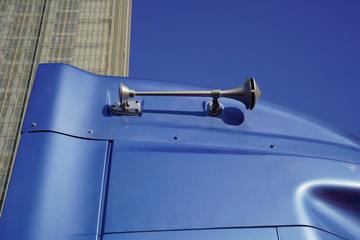 ���� �����V5�ؿ� 560���� 6X4 AMT�Զ�����ͷǣ����(����)ͼƬ