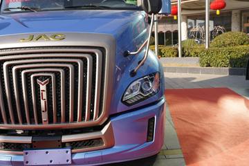 ���� �����V5�ؿ� 560���� 6X4 AMT�Զ�����ͷǣ����(����)ͼƬ