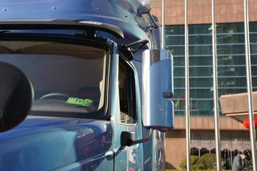 ���� �����V5�ؿ� 560���� 6X4 AMT�Զ�����ͷǣ����(����)ͼƬ