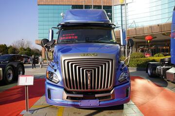 ���� �����V5�ؿ� 560���� 6X4 AMT�Զ�����ͷǣ����(����)ͼƬ