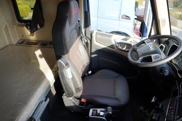 ���� �����V5�ؿ� 560���� 6X4 AMT�Զ�����ͷǣ����(����)ͼƬ