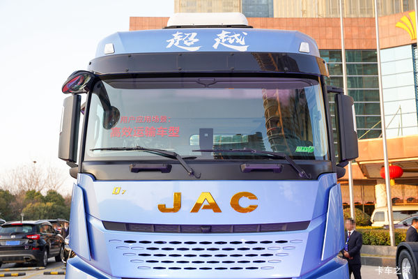 超越Q7牵引车邯郸市火热促销中 让利高达3万