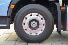 江淮 超越Q7重卡 560马力 6X4 AMT自动档牵引车(速比3.364)(HFC4254P1K8E33S)