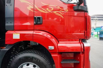 �������ó� ����E3 �Ǽʰ� 6X4 ����ʽ���綯ǣ����281.92kWhͼƬ