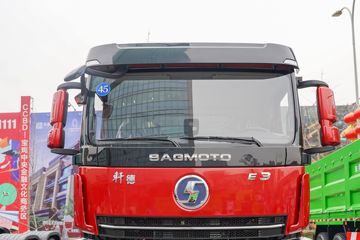 �������ó� ����E3 �Ǽʰ� 6X4 ����ʽ���綯ǣ����281.92kWhͼƬ