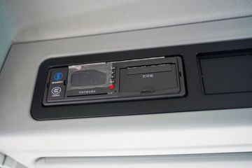 �������ó� ����E3 �Ǽʰ� 6X4 ����ʽ���綯ǣ����281.92kWhͼƬ