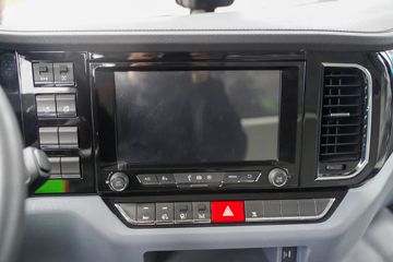 �������ó� ����E3 �Ǽʰ� 6X4 ����ʽ���綯ǣ����281.92kWhͼƬ