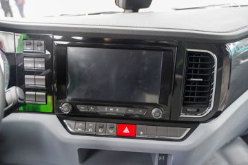 �������ó� ����E3 �Ǽʰ� 6X4 ����ʽ���綯ǣ����281.92kWhͼƬ