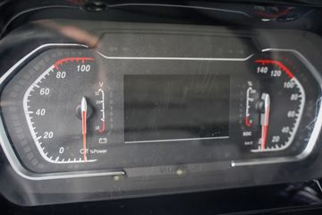 �������ó� ����E3 �Ǽʰ� 6X4 ����ʽ���綯ǣ����281.92kWhͼƬ