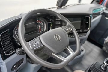 �������ó� ����E3 �Ǽʰ� 6X4 ����ʽ���綯ǣ����281.92kWhͼƬ