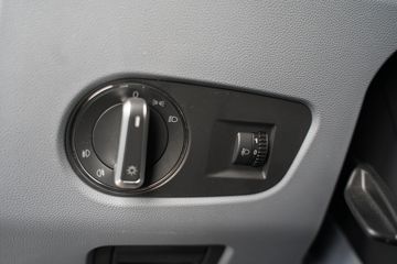 �������ó� ����E3 �Ǽʰ� 6X4 ����ʽ���綯ǣ����281.92kWhͼƬ