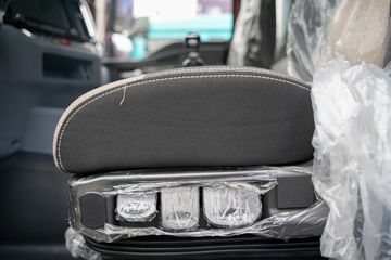 �������ó� ����E3 �Ǽʰ� 6X4 ����ʽ���綯ǣ����281.92kWhͼƬ