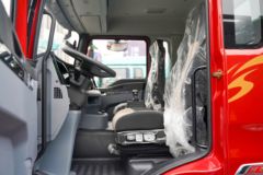 陕汽商用车 轩德E3 城际版 6X4 换电式纯电动牵引车281.92kWh