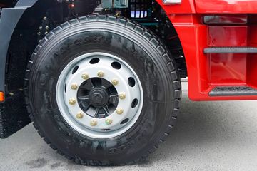 �������ó� ����E3 �Ǽʰ� 6X4 ����ʽ���綯ǣ����281.92kWhͼƬ