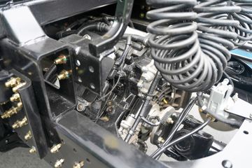 �������ó� ����E3 �Ǽʰ� 6X4 ����ʽ���綯ǣ����281.92kWhͼƬ