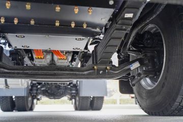 �������ó� ����E3 �Ǽʰ� 6X4 ����ʽ���綯ǣ����281.92kWhͼƬ