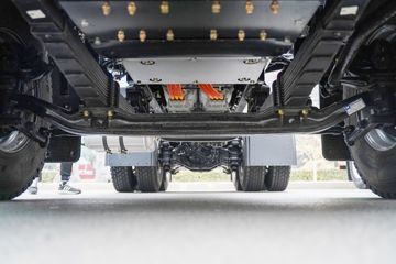 �������ó� ����E3 �Ǽʰ� 6X4 ����ʽ���綯ǣ����281.92kWhͼƬ