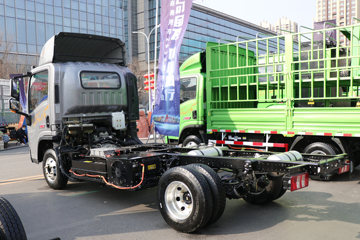 �������ó� ����E9 ���˰� 4.5T ���Ż�϶����Ῠ17.52kWhͼƬ