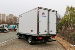 福田 时代领航H2 115马力 4X2 4.08米冷藏车(BJ5046XLC9JDA-51)