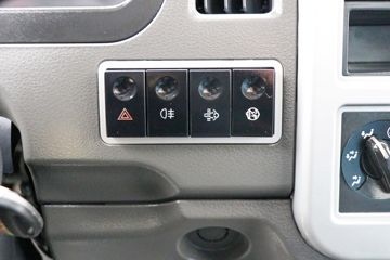 ���� ʱ���캽H2 115���� 4X2 4.08����س�(BJ5046XLC9JDA-51)ͼƬ