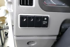 福田 时代领航H2 115马力 4X2 4.08米冷藏车(BJ5046XLC9JDA-51)