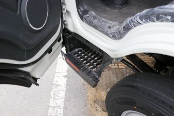 ���� ʱ���캽H2 115���� 4X2 4.08����س�(BJ5046XLC9JDA-51)ͼƬ