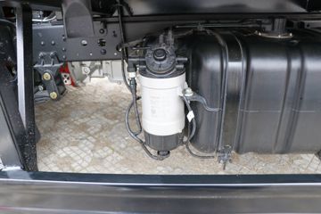 ���� ʱ���캽H2 115���� 4X2 4.08����س�(BJ5046XLC9JDA-51)ͼƬ