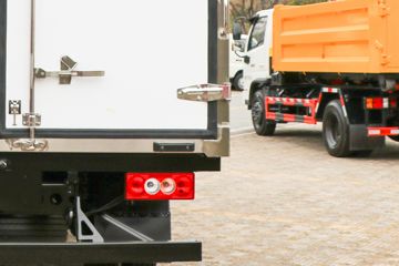 ���� ʱ���캽H2 115���� 4X2 4.08����س�(BJ5046XLC9JDA-51)ͼƬ