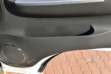 ����;�� T5 95���� 4X2 3.4����ȼ������ʽ���䳵(EQ5045XRQ16DCACWXP)ͼƬ