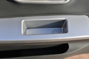 ����;�� T5 95���� 4X2 3.4����ȼ������ʽ���䳵(EQ5045XRQ16DCACWXP)ͼƬ