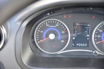 ����;�� T5 95���� 4X2 3.4����ȼ������ʽ���䳵(EQ5045XRQ16DCACWXP)ͼƬ