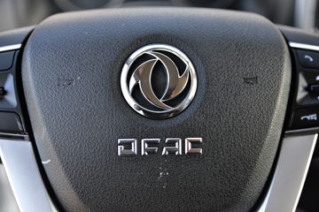 ����;�� T5 95���� 4X2 3.4����ȼ������ʽ���䳵(EQ5045XRQ16DCACWXP)ͼƬ