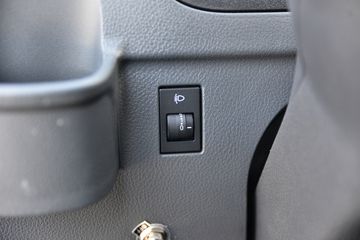 ����;�� T5 95���� 4X2 3.4����ȼ������ʽ���䳵(EQ5045XRQ16DCACWXP)ͼƬ