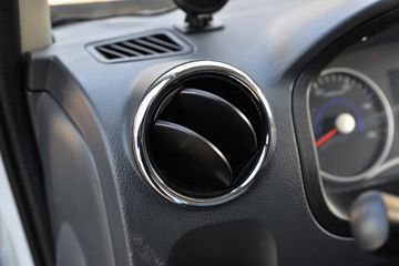 ����;�� T5 95���� 4X2 3.4����ȼ������ʽ���䳵(EQ5045XRQ16DCACWXP)ͼƬ