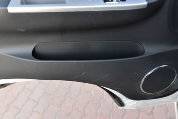 ����;�� T5 95���� 4X2 3.4����ȼ������ʽ���䳵(EQ5045XRQ16DCACWXP)ͼƬ