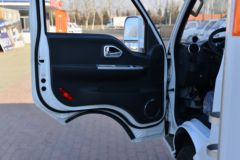 东风途逸 T5 95马力 4X2 3.4米易燃气体厢式运输车(EQ5045XRQ16DCACWXP)