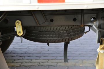 ����;�� T5 95���� 4X2 3.4����ȼ������ʽ���䳵(EQ5045XRQ16DCACWXP)ͼƬ