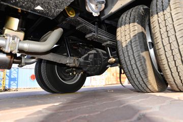 ����;�� T5 95���� 4X2 3.4����ȼ������ʽ���䳵(EQ5045XRQ16DCACWXP)ͼƬ